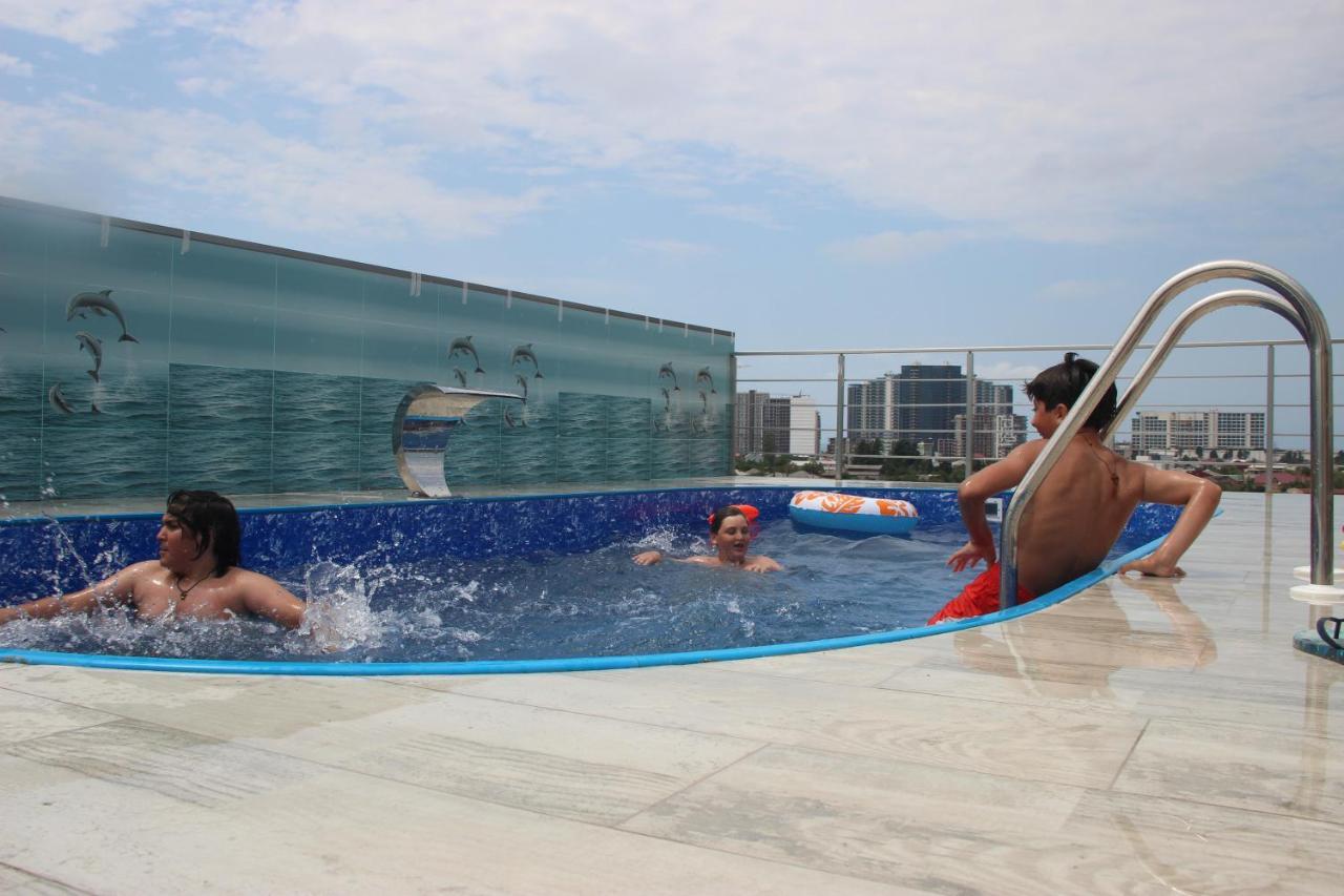 Hotel Wave Batumi Exterior foto