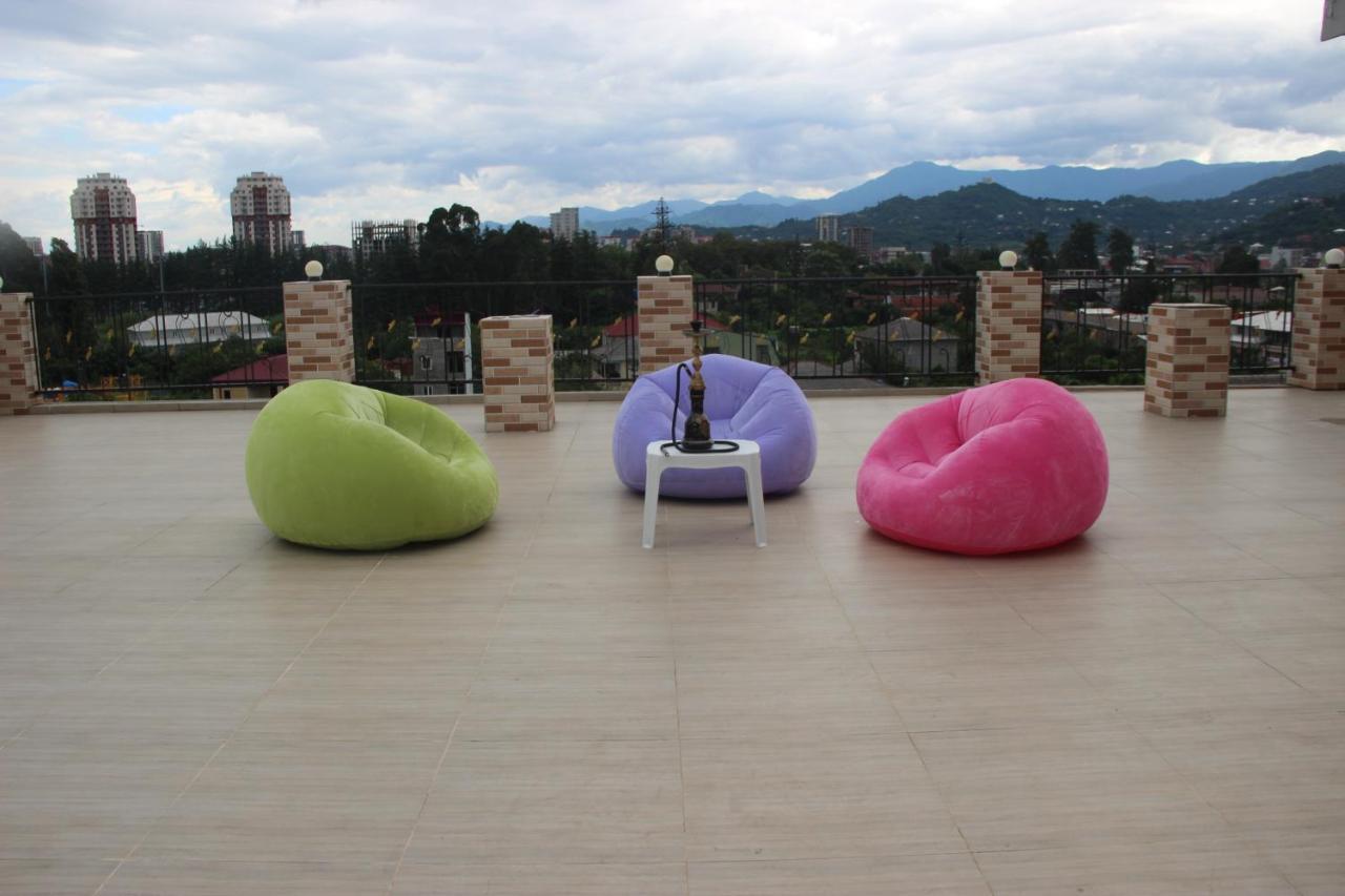 Hotel Wave Batumi Exterior foto