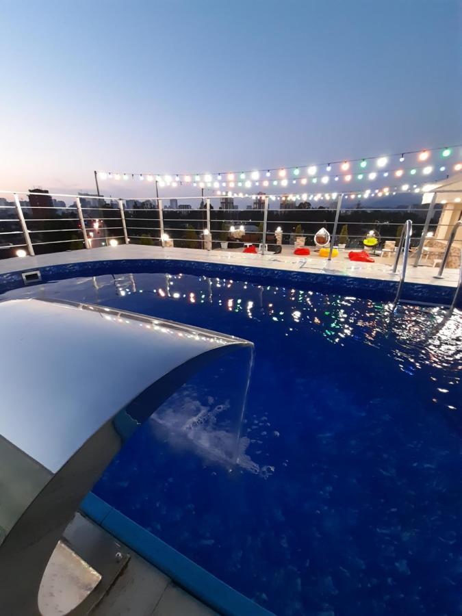 Hotel Wave Batumi Exterior foto
