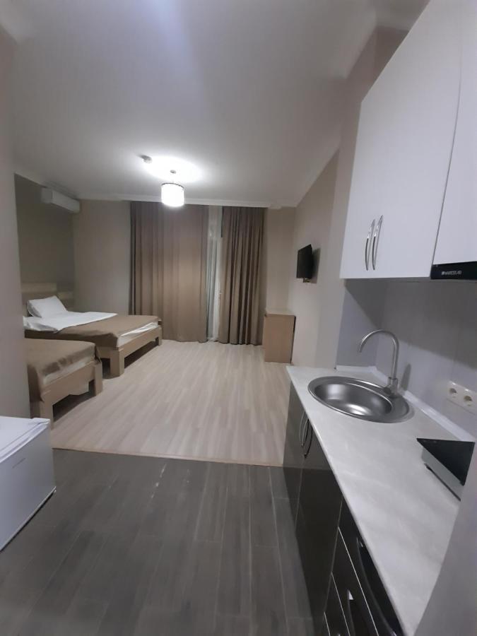 Hotel Wave Batumi Exterior foto